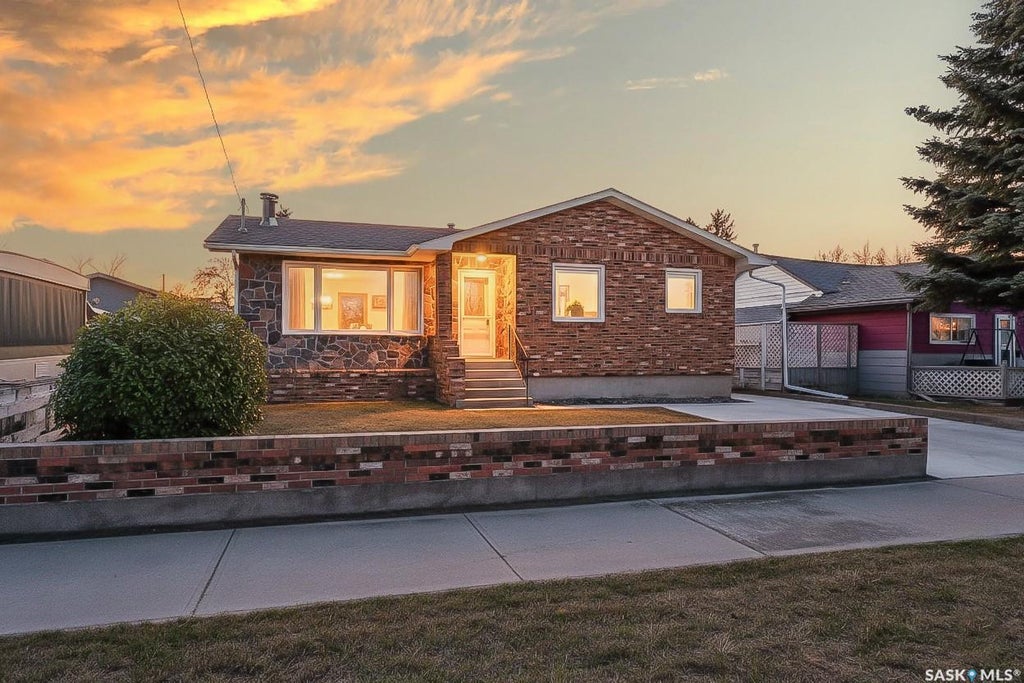 175 Duffield Street W, Moose Jaw