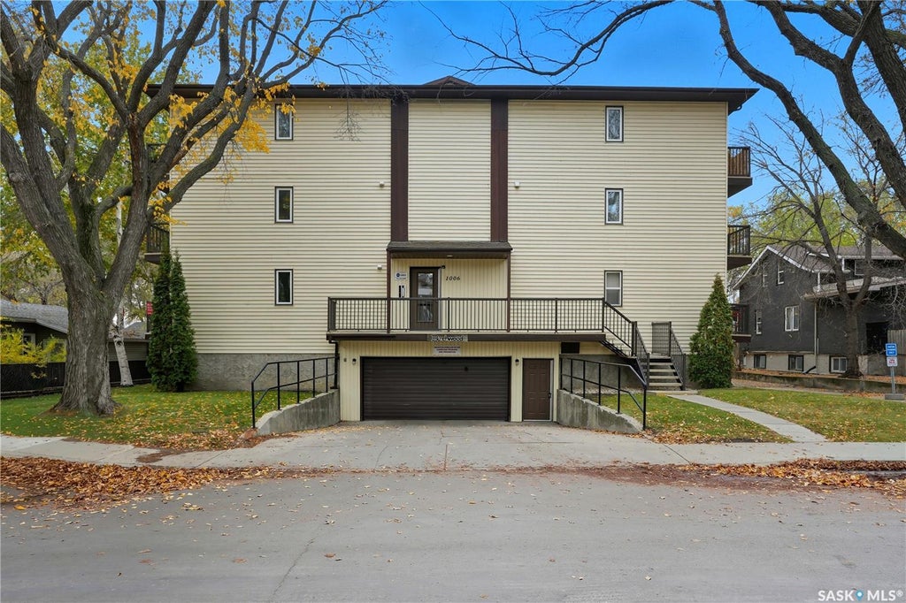#204 - 1006 9th Street E, Saskatoon