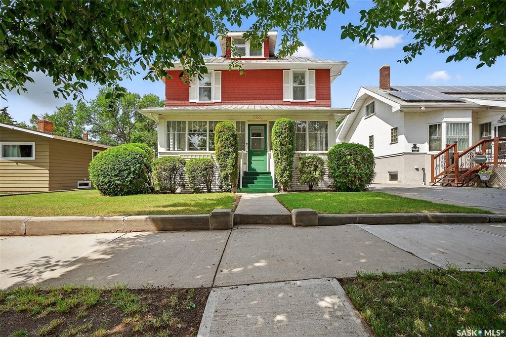 1120 3rd Avenue Nw, Moose Jaw