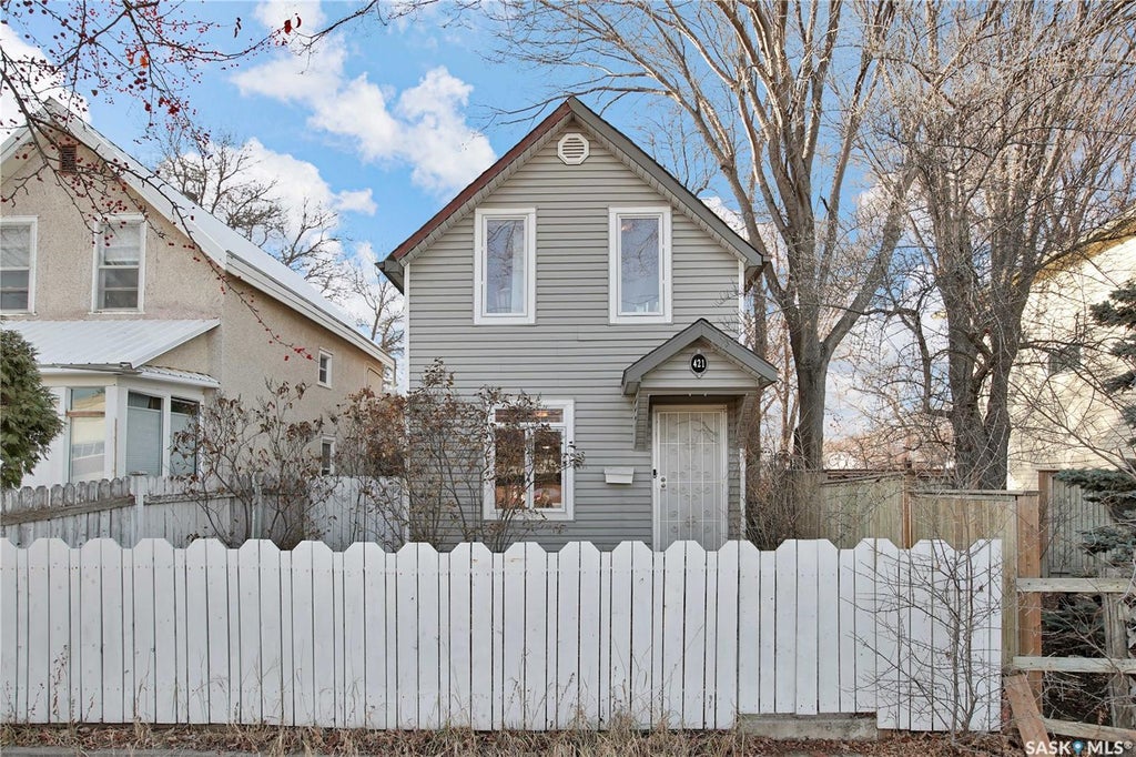 421 H Avenue N, Saskatoon