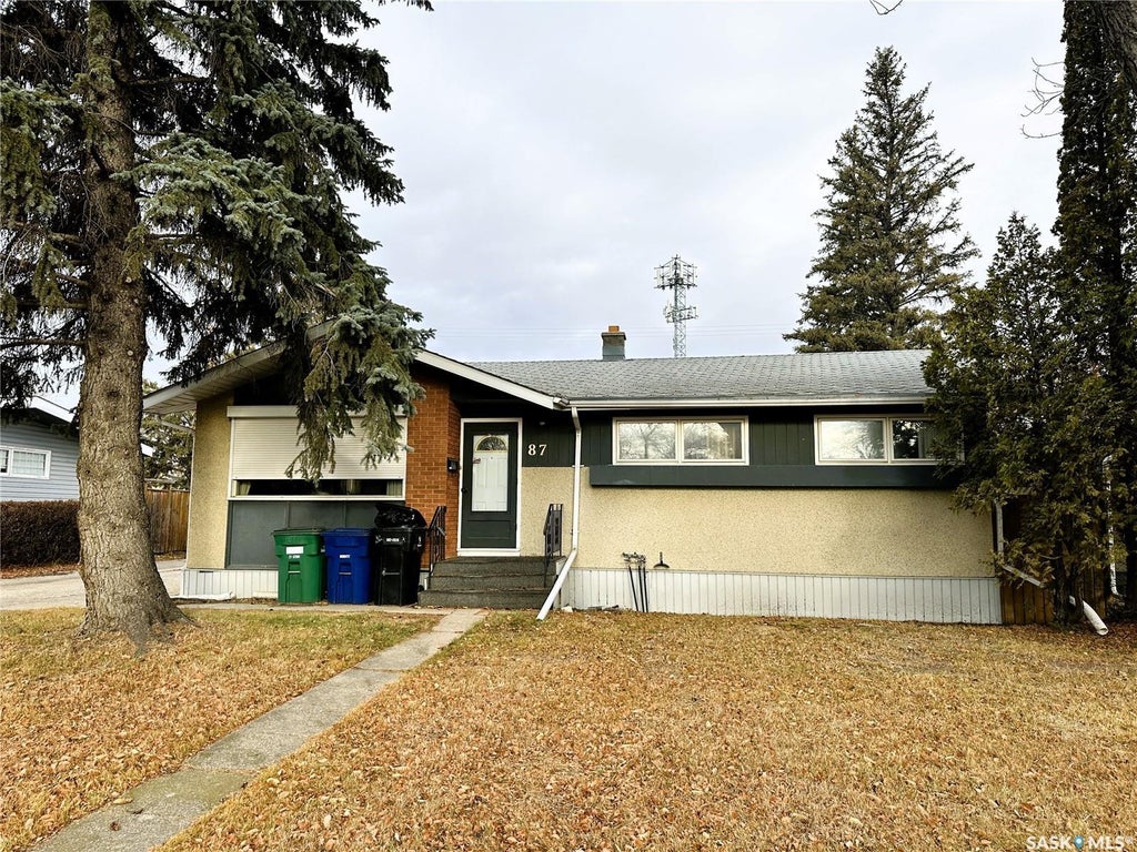 87 Tucker Cres, Saskatoon