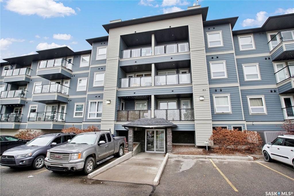 #4108 - 108 Willis Cres, Saskatoon