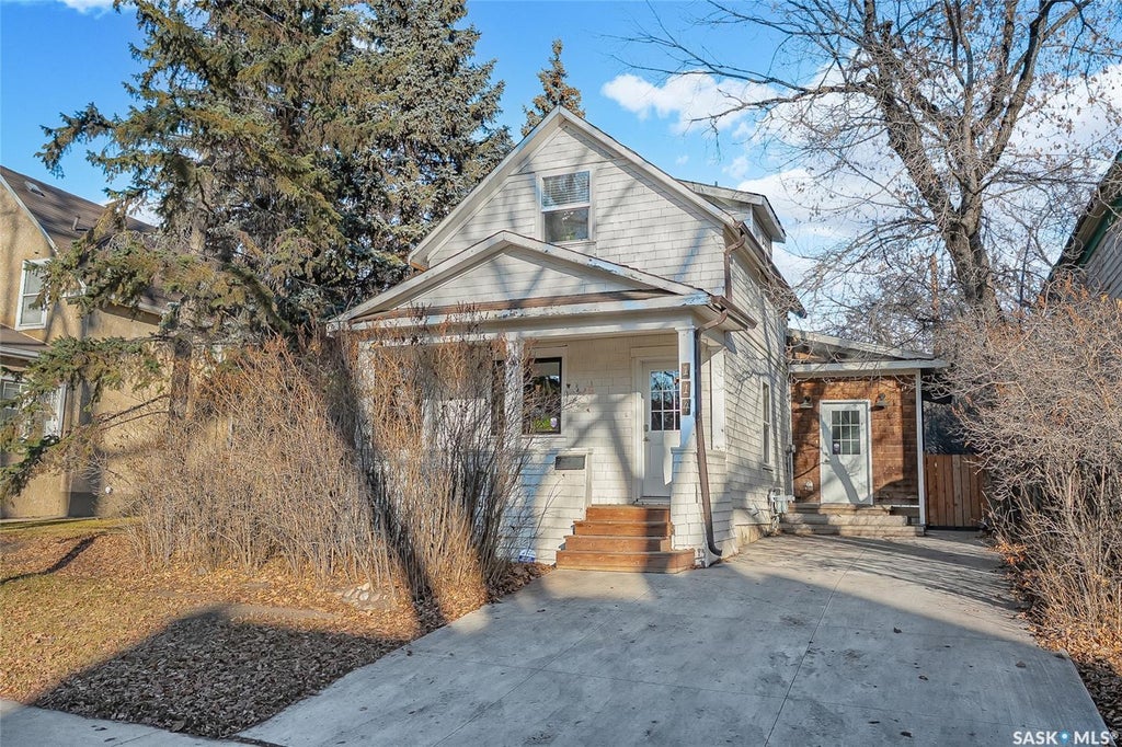 114 28th Street W, Saskatoon