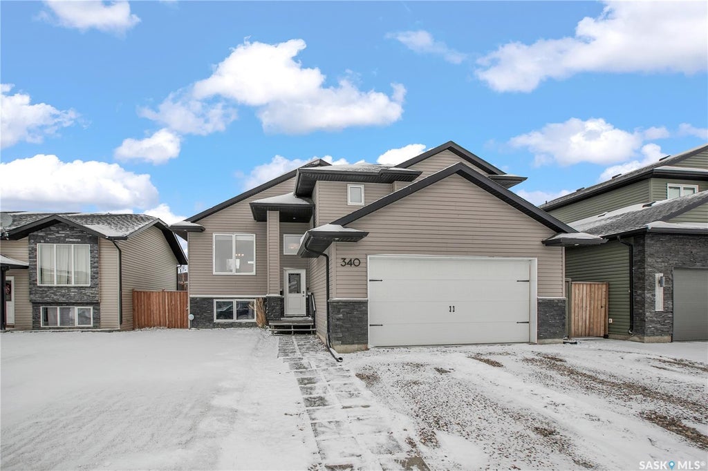 340 Haichert Street, Warman