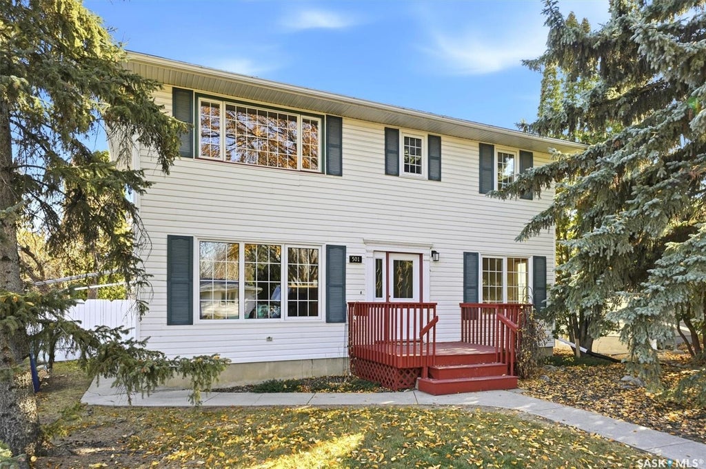 501 Bate Cres, Saskatoon