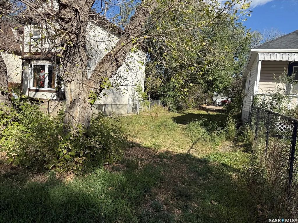 1069 Retallack Street, Regina