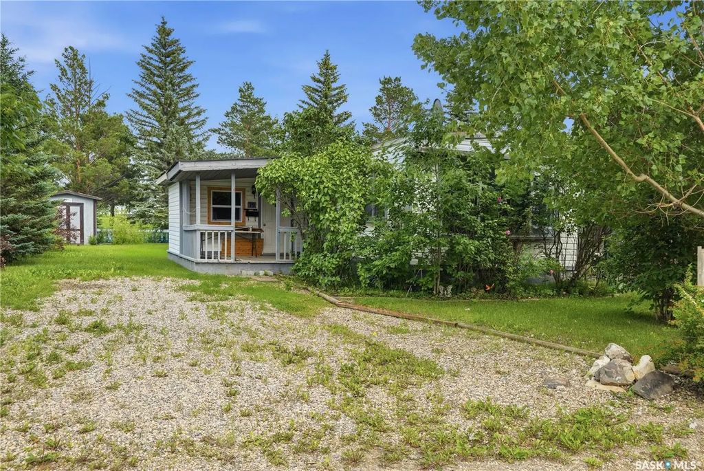 79 Spruce Street, Caronport