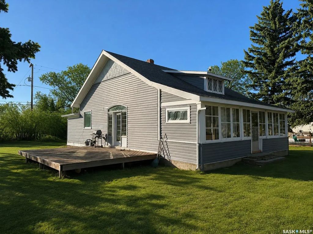 310 Bounty Street, Conquest