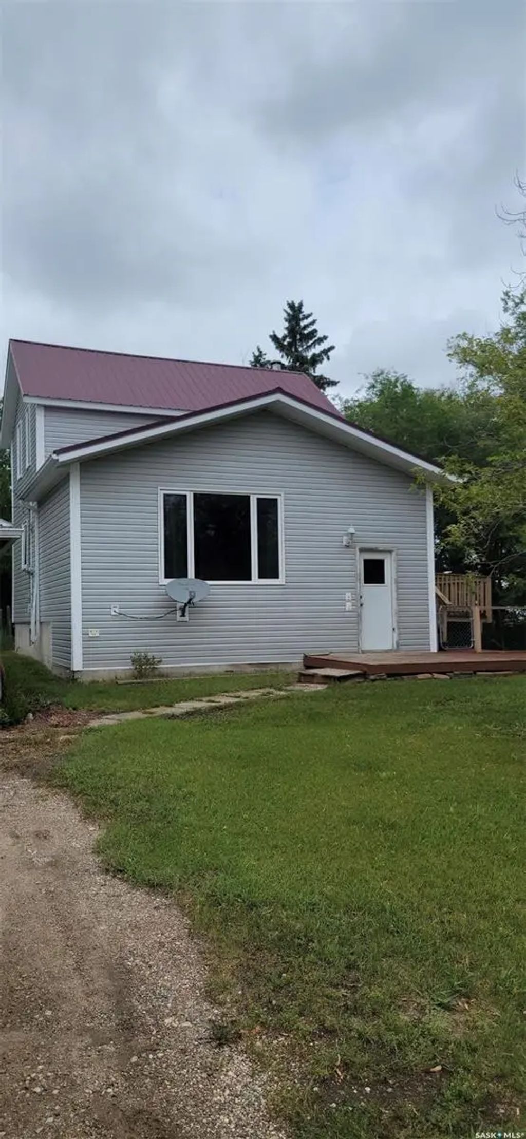 708 Qu'appelle Avenue, Abernethy