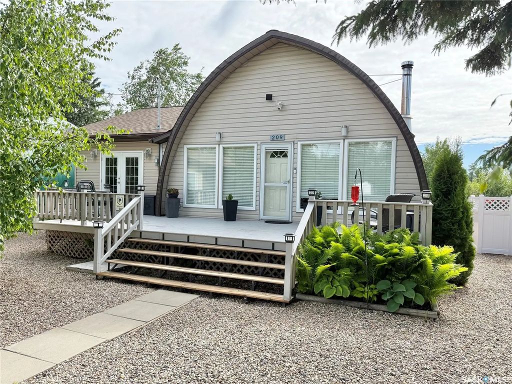 209 Lakeview Ave N, Morin Lake, Canwood Rm No. 494