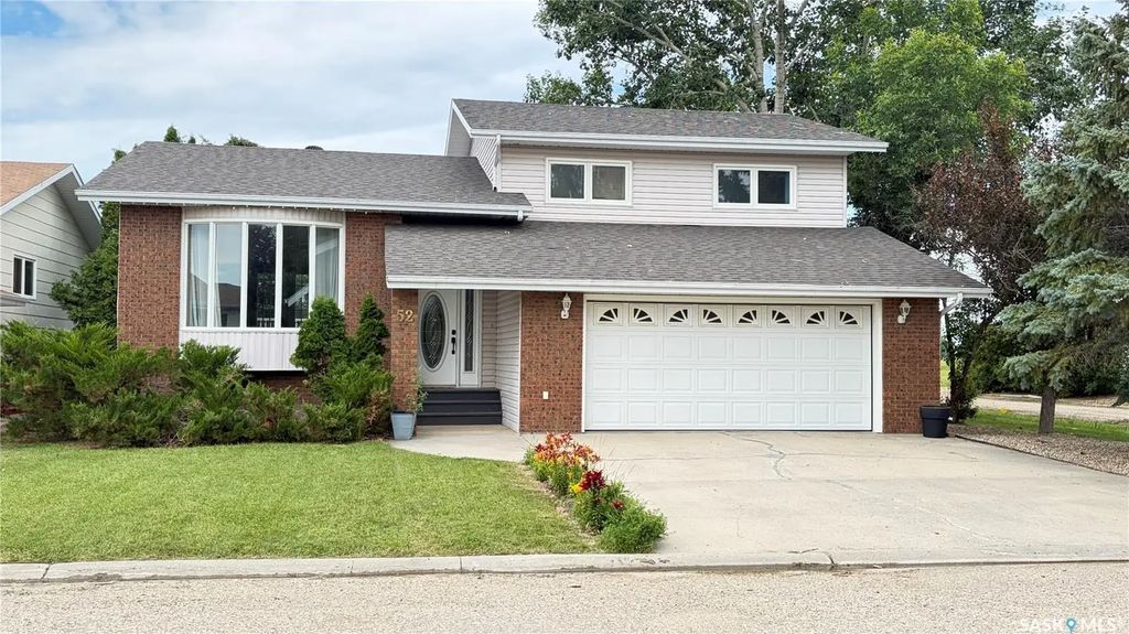 52 Harrigan Cres, Maple Creek