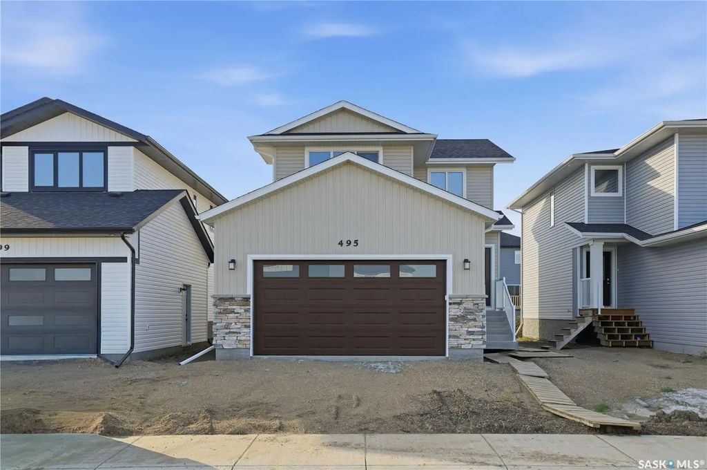 495 Traeger Close, Saskatoon