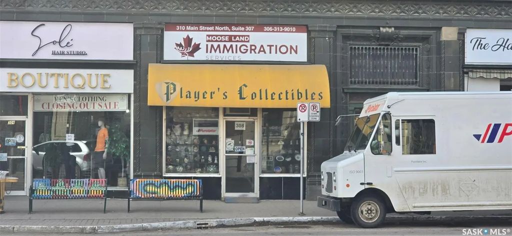 308 Main Street N, Moose Jaw