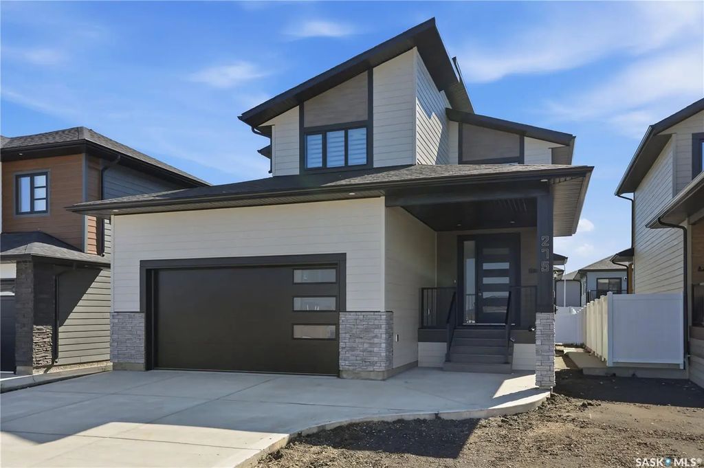 275 Dziadyk Manor, Saskatoon