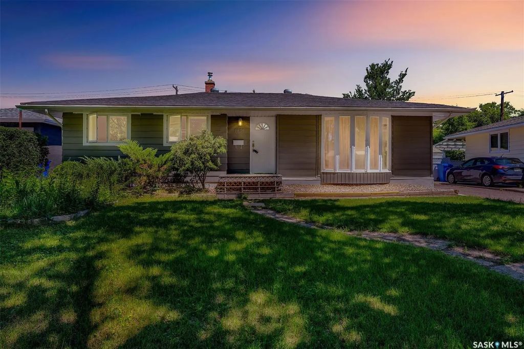 1830 Cowan Cres, Regina
