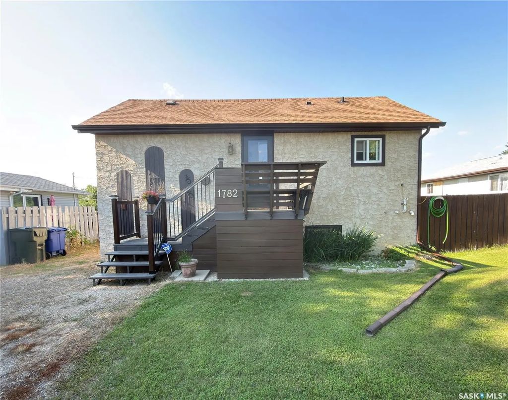 1782 14th Street W, Prince Albert