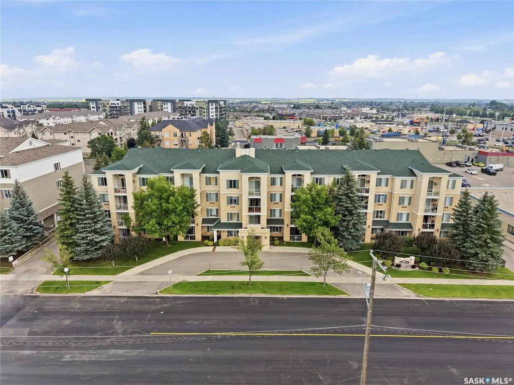 #209 - 215 Lowe Road, Saskatoon