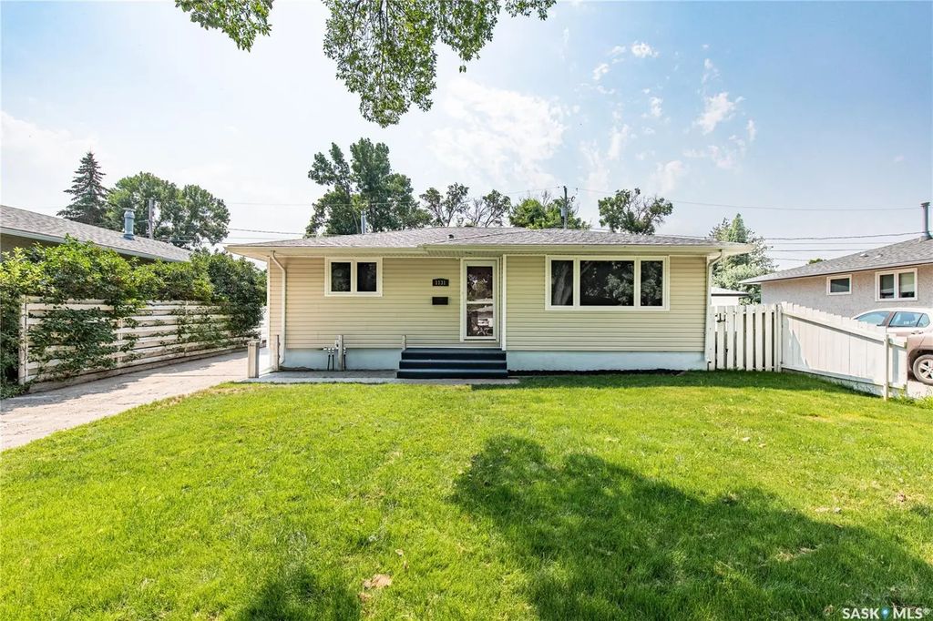 1131 Currie Cres, Moose Jaw