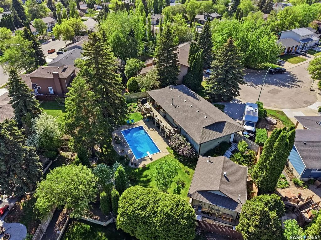 727 Tobin Terrace, Saskatoon