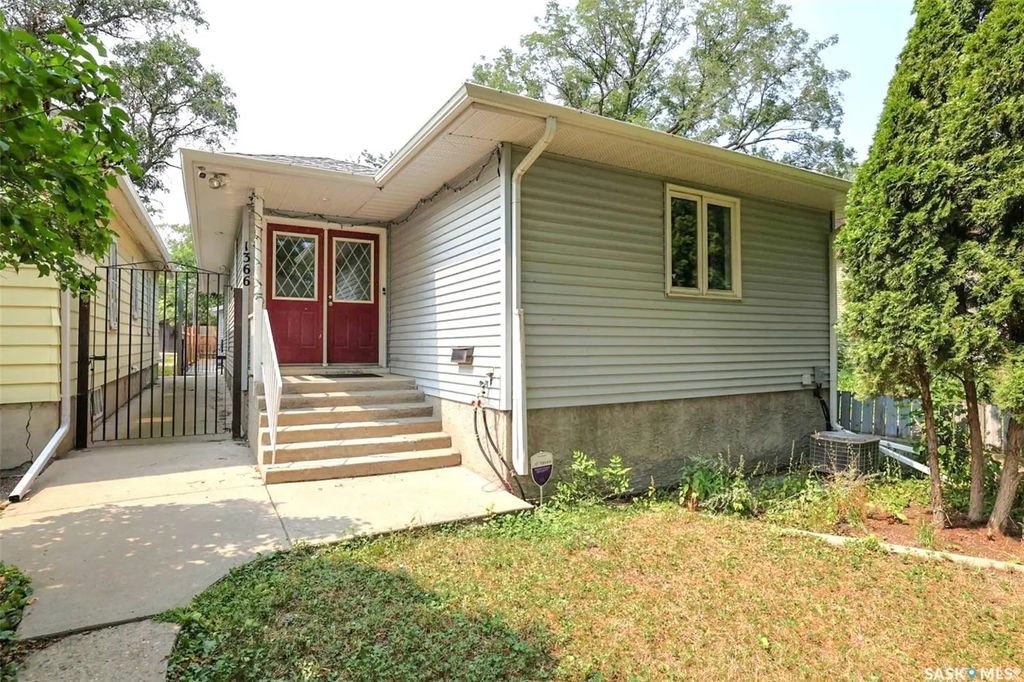 1366 Retallack Street, Regina