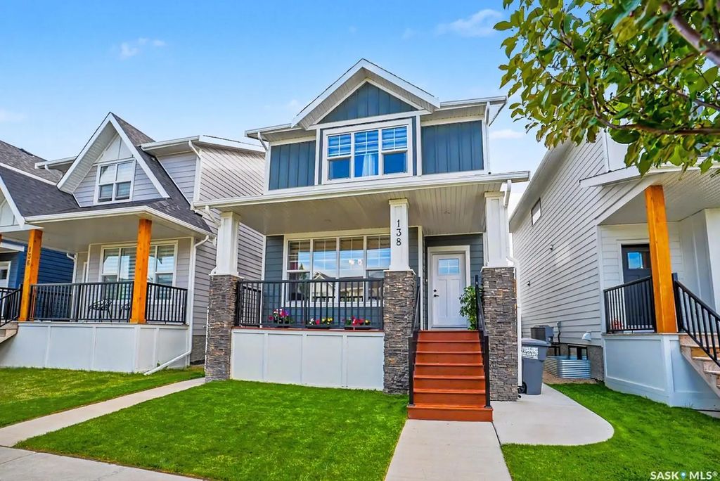 138 Rosewood Boulevard E, Saskatoon
