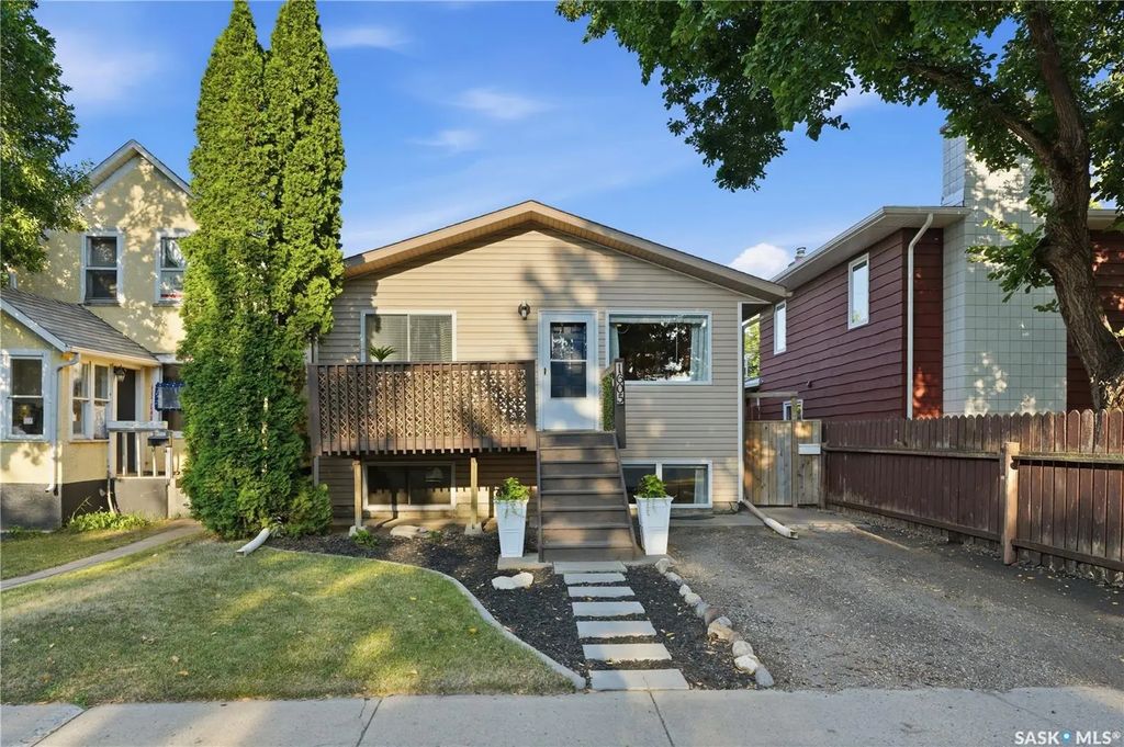 1605 Central Avenue, Saskatoon