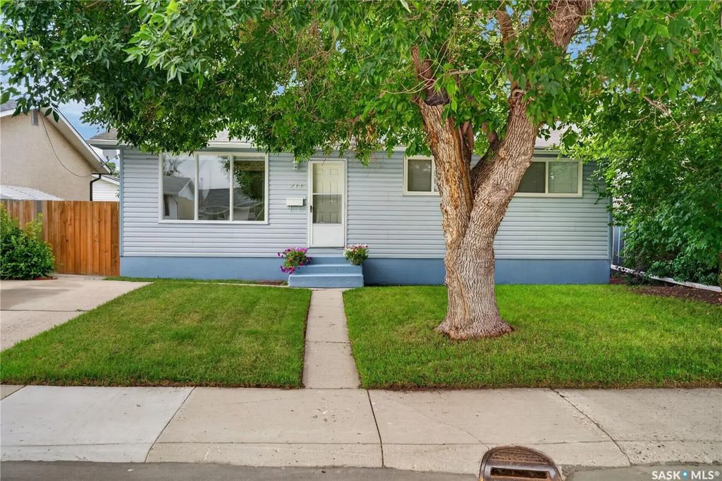214 Fisher Cres, Saskatoon