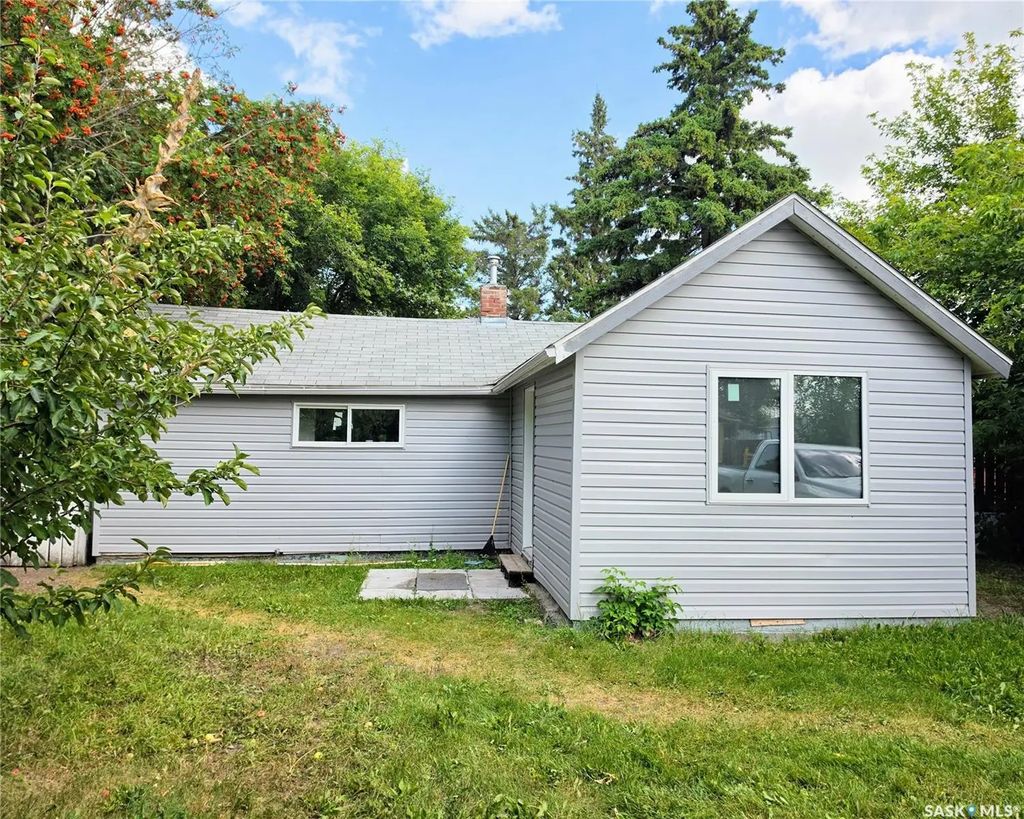 536 6th Street, Humboldt