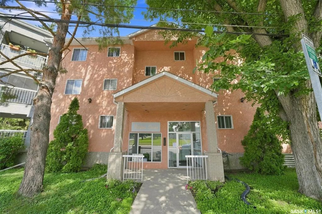 #202 - 1215 Louise Avenue, Saskatoon