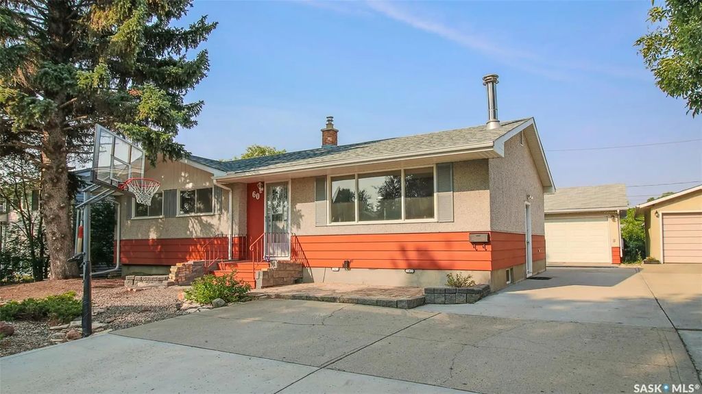 60 Gale Street, Regina