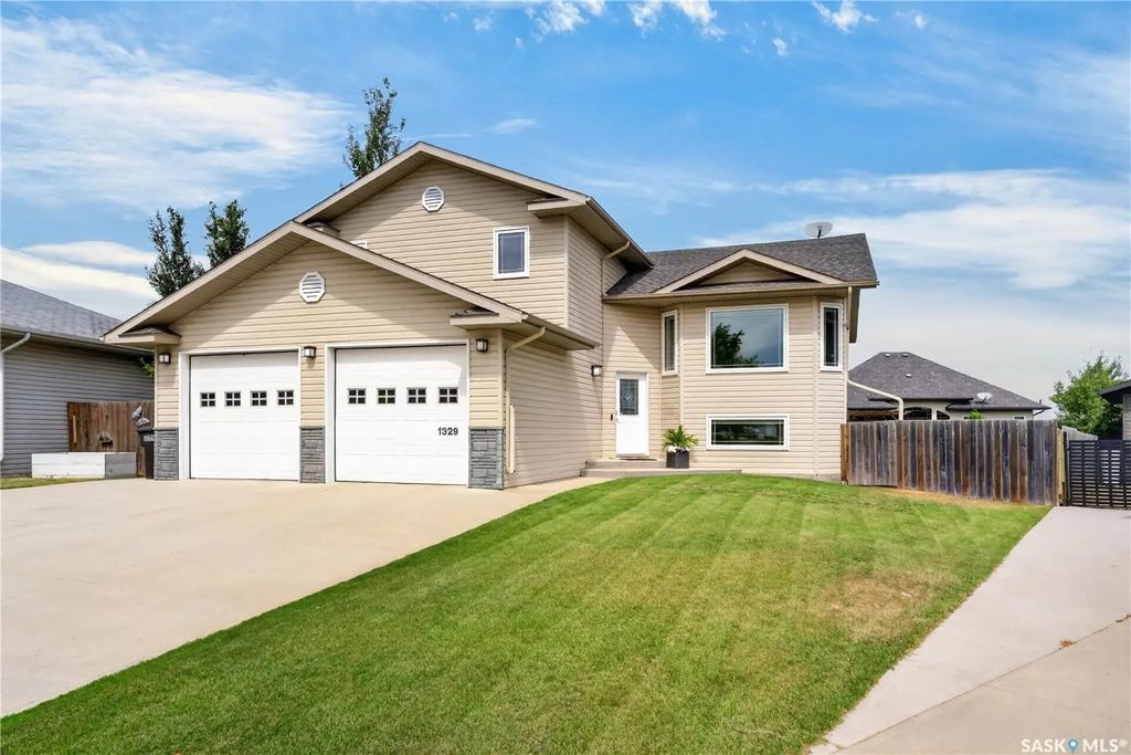 1329 Heidgerken Cres, Humboldt