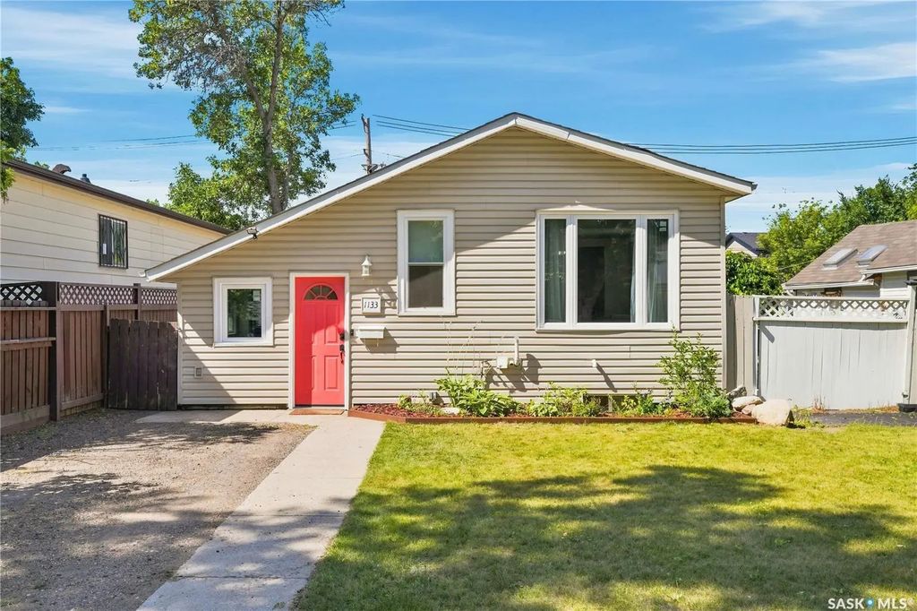 1133 I Avenue N, Saskatoon