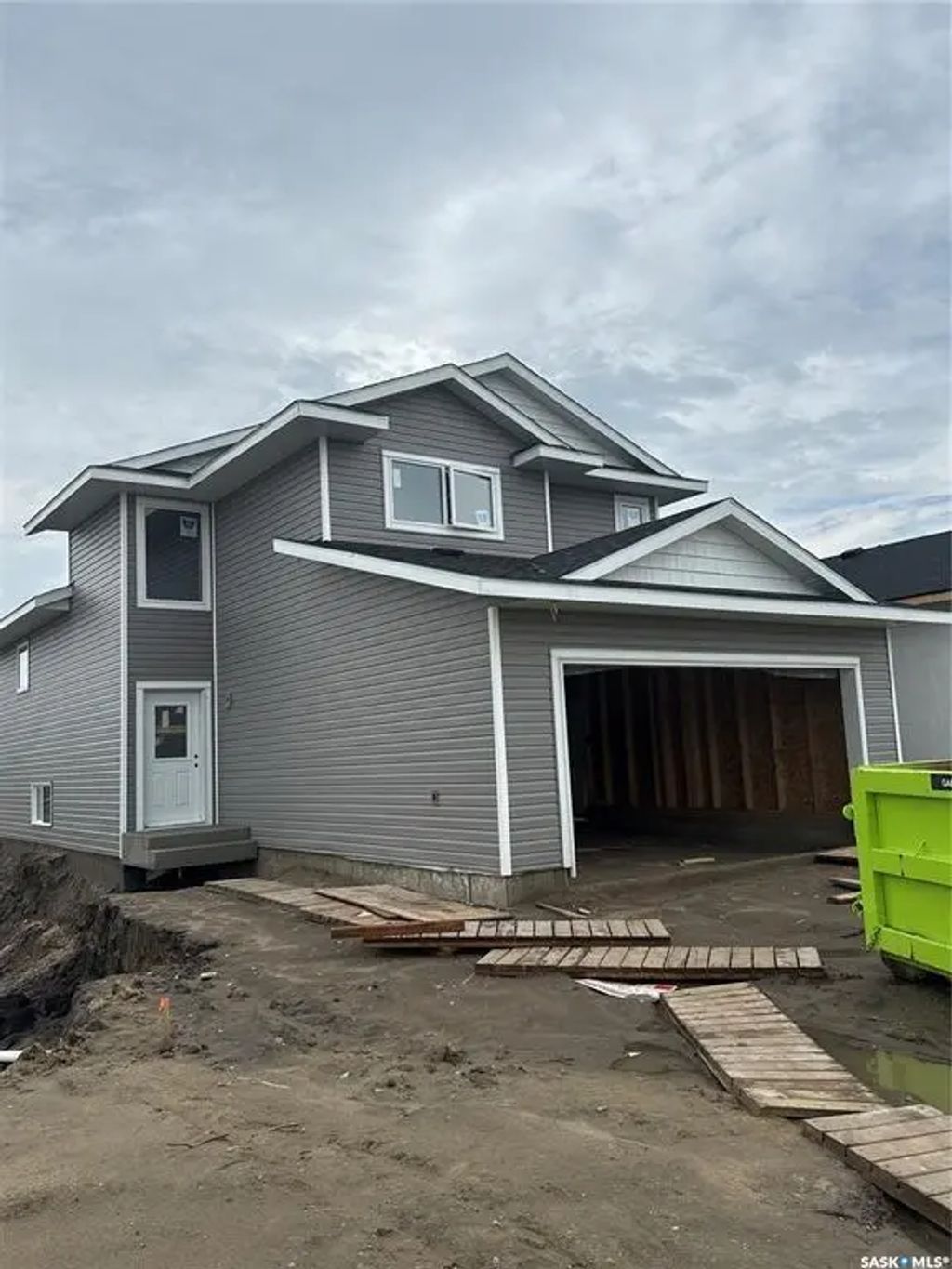 243 Froese Cres, Warman