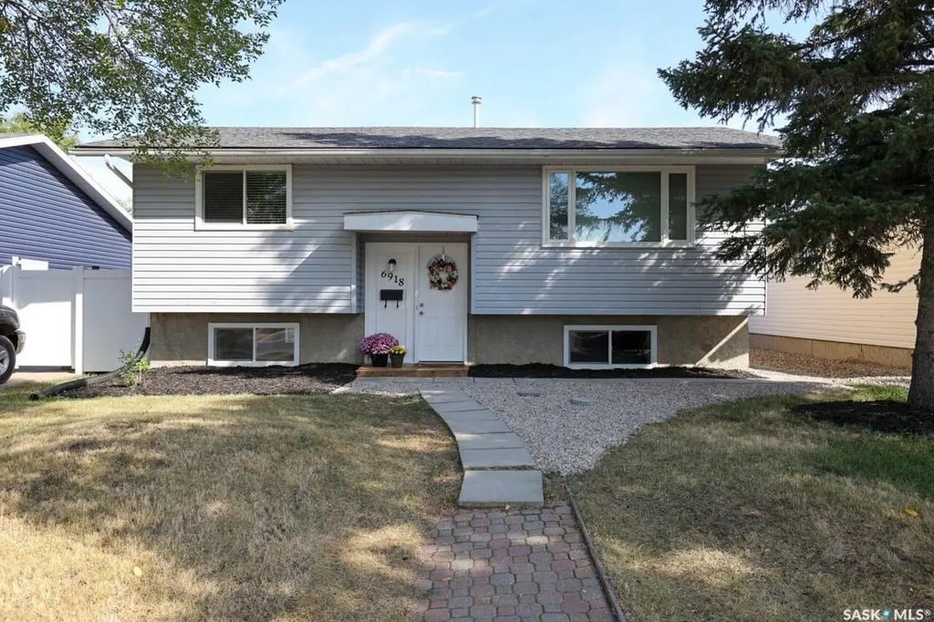 6918 1st Avenue N, Regina