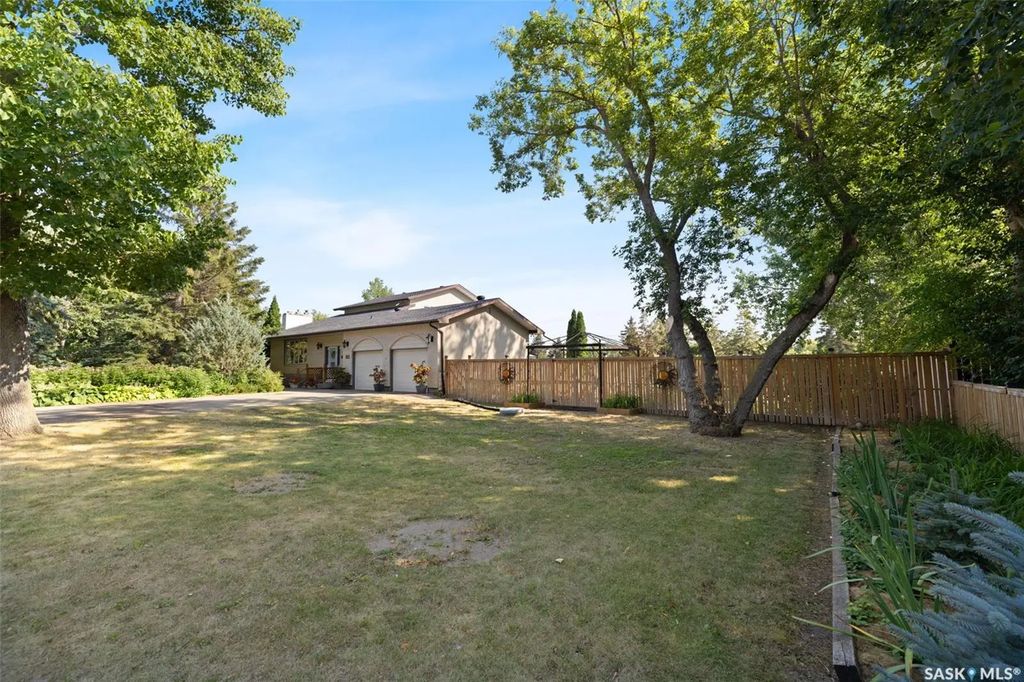 23 Ridgedale Bay, White City