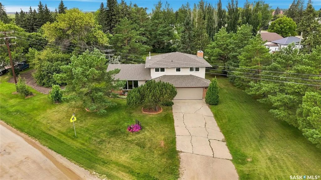 320 N Allowance Road, Blaine Lake