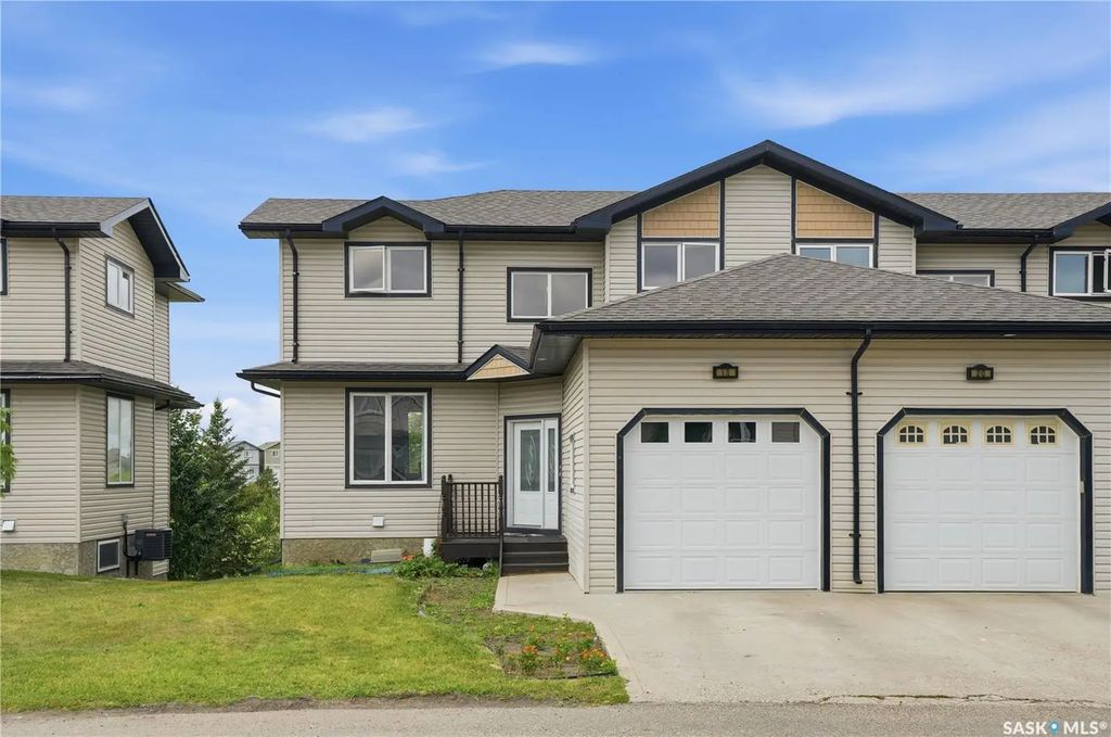 #18 - 118 Hampton Circle, Saskatoon