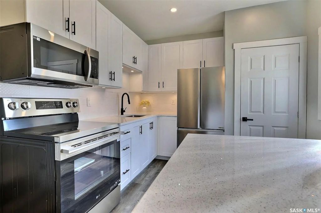2305 Mcdonald Street, Regina