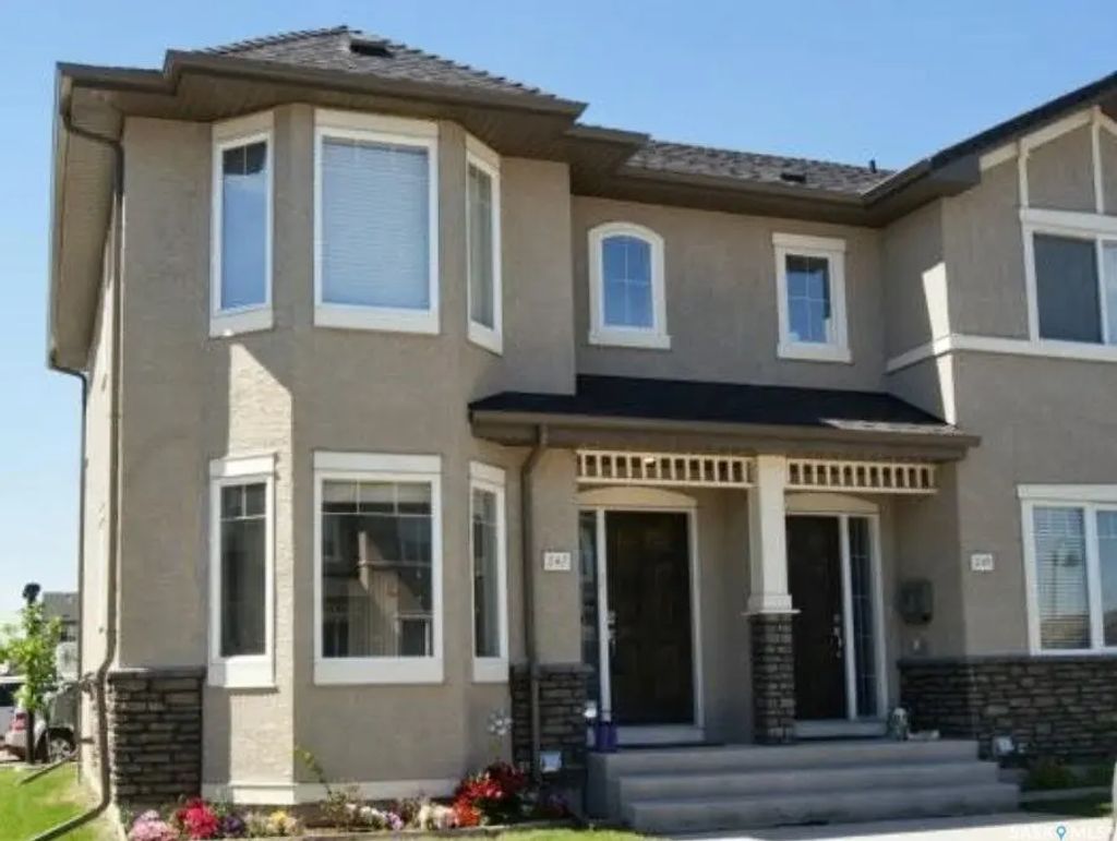 #247 - 245 Ashworth Cres, Saskatoon