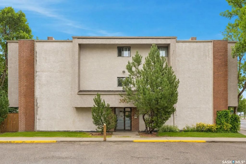 #322 - 310 Stillwater Drive, Saskatoon