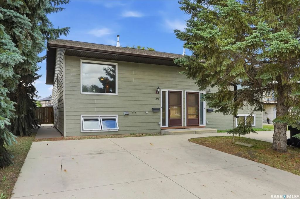 39 Blackley Place, Saskatoon