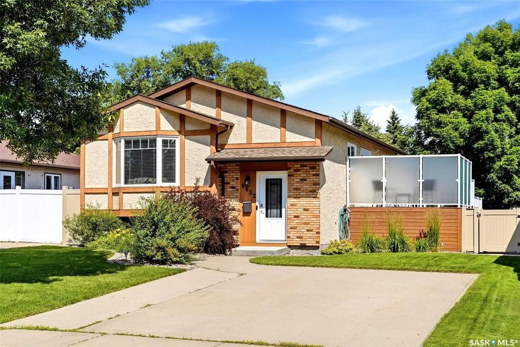 6422 Hird Cres, Regina