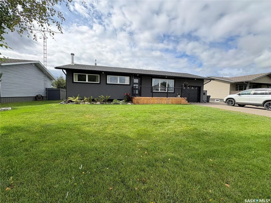 329 Prothero Avenue W, Churchbridge