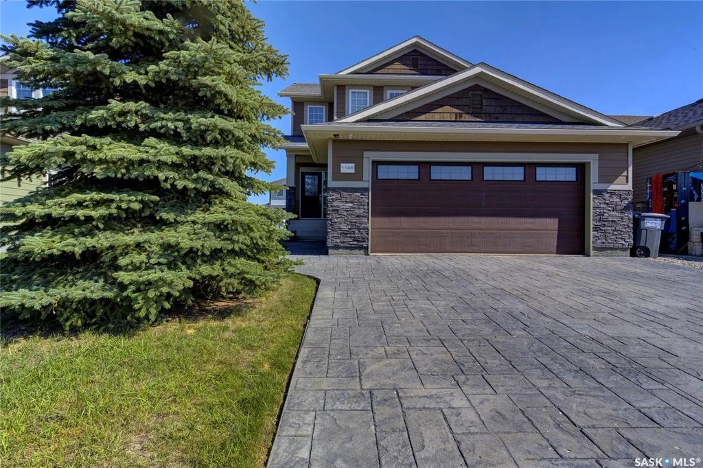 1126 Denham Rise, Saskatoon