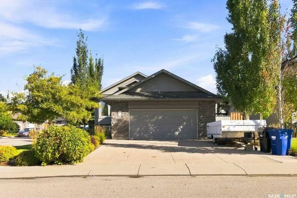 755 Sutter Cres, Saskatoon