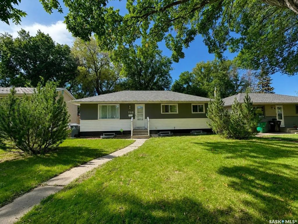 209 Winnipeg Avenue S, Saskatoon