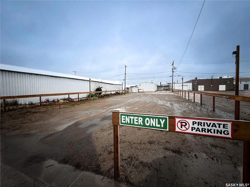 107 Macleod Avenue W, Melfort