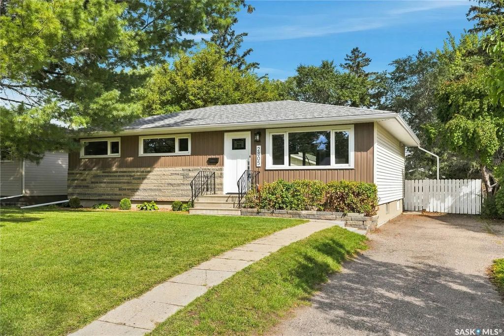 2805 Cumberland Avenue S, Saskatoon