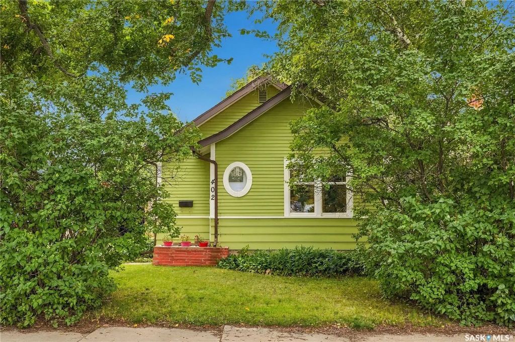 402 Taylor Street, Saskatoon