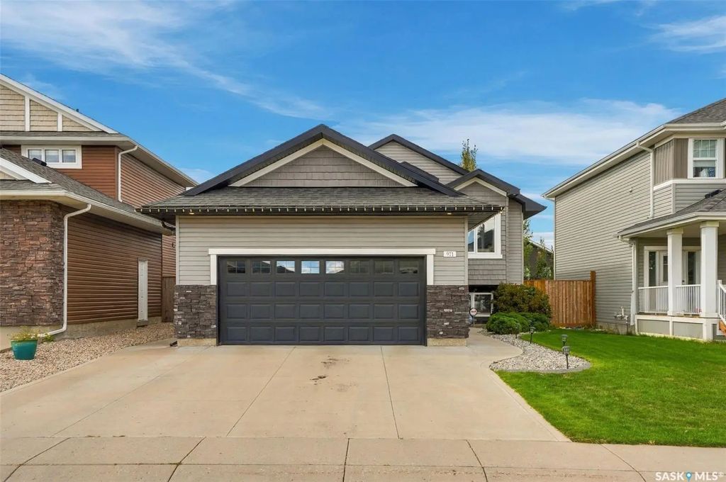 971 Pringle Cove, Saskatoon